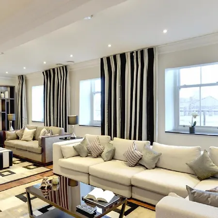 Fratti Apartamento *